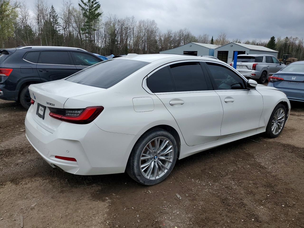 2023 BMW 330I — снимка 3