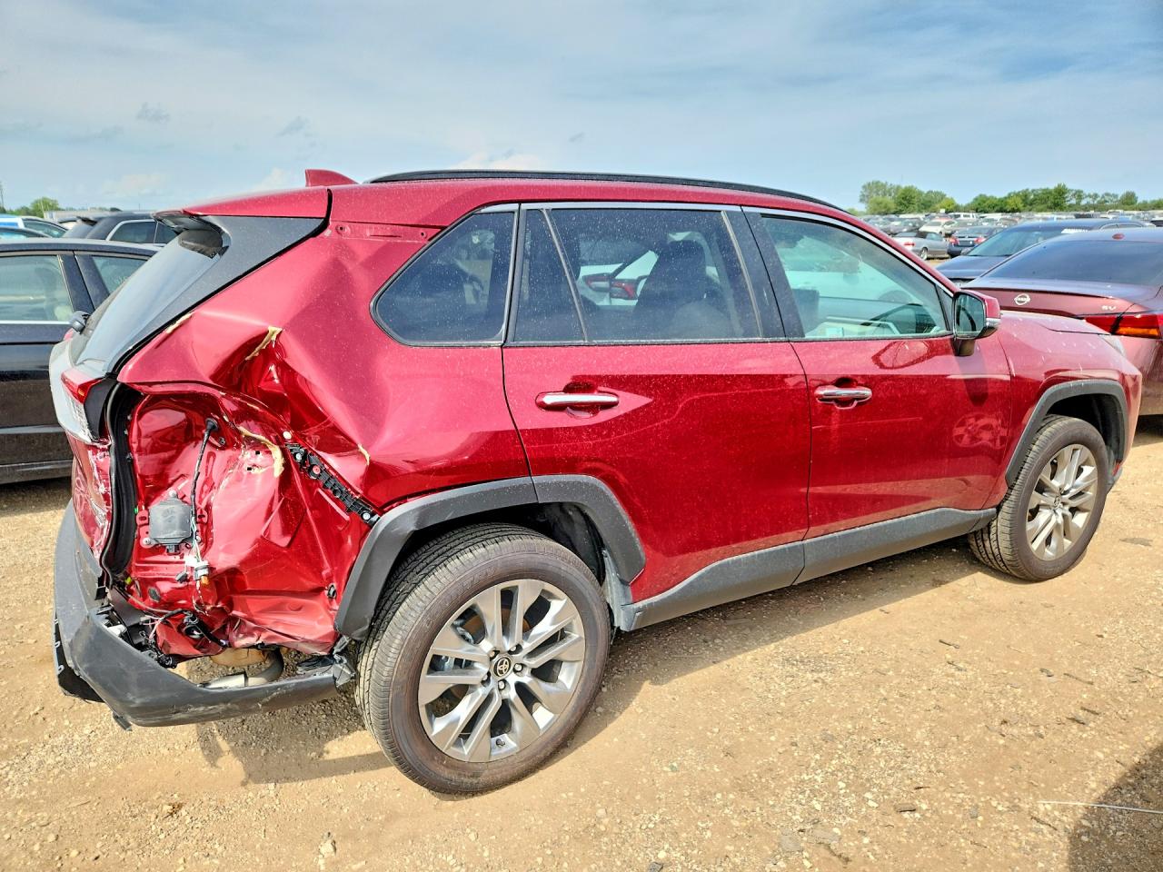 2025 TOYOTA RAV4 LIMITED — снимка 3