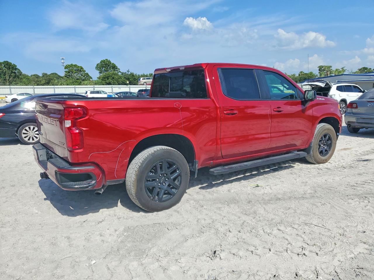 2025 CHEVROLET SILVERADO C1500 RST — снимка 3