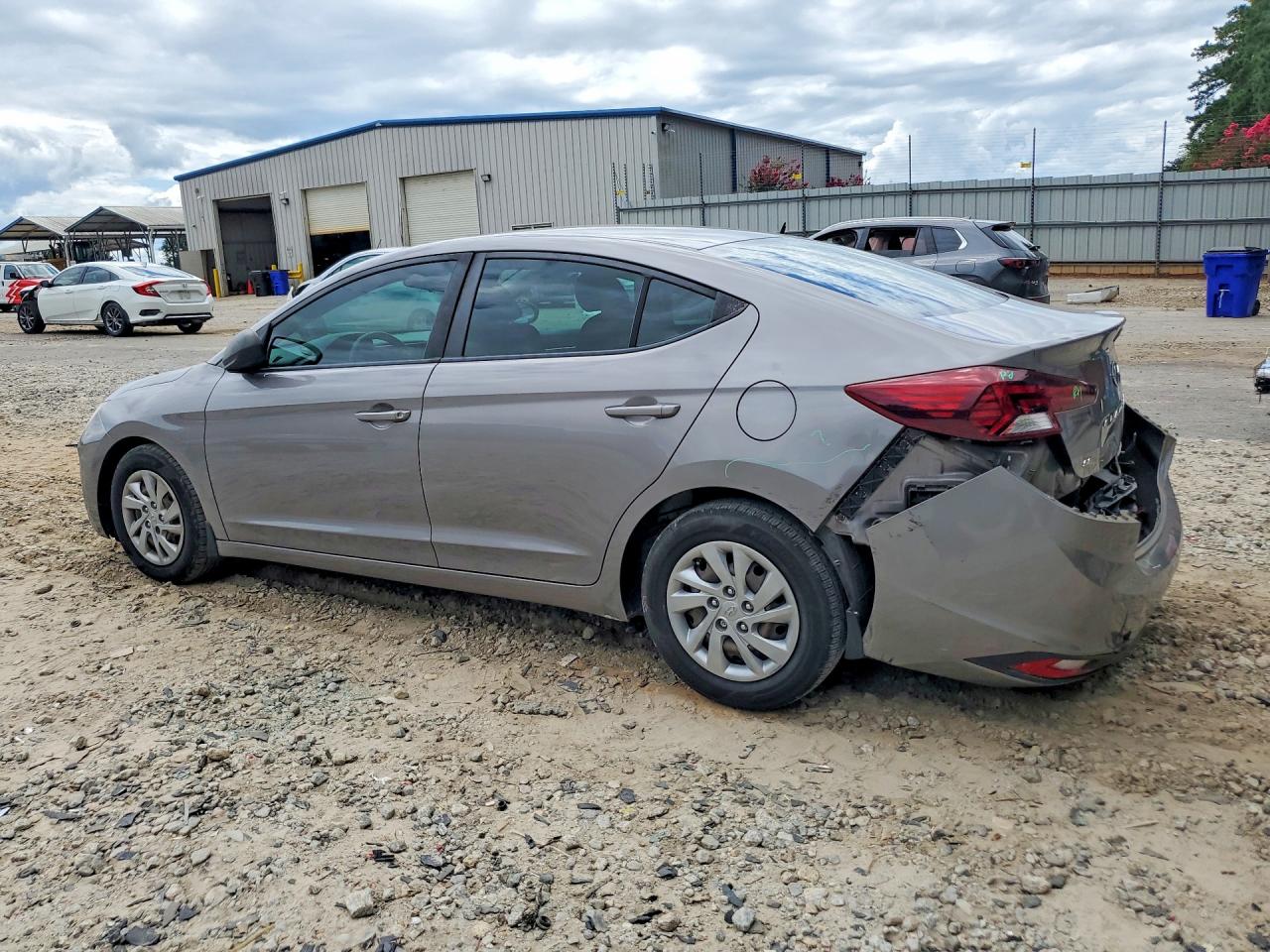 2020 HYUNDAI ELANTRA SE — снимка 2