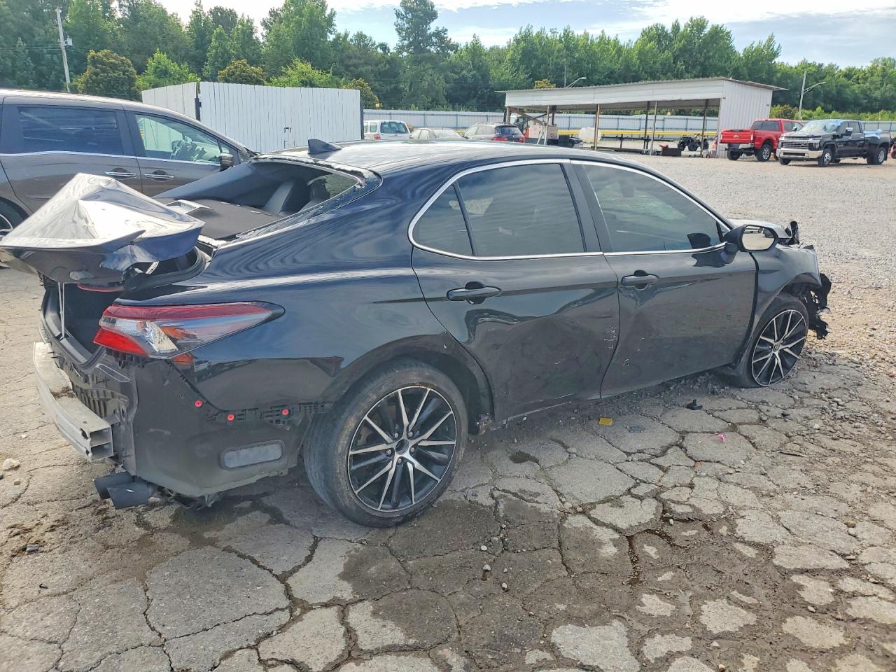 2024 TOYOTA CAMRY SE — снимка 3