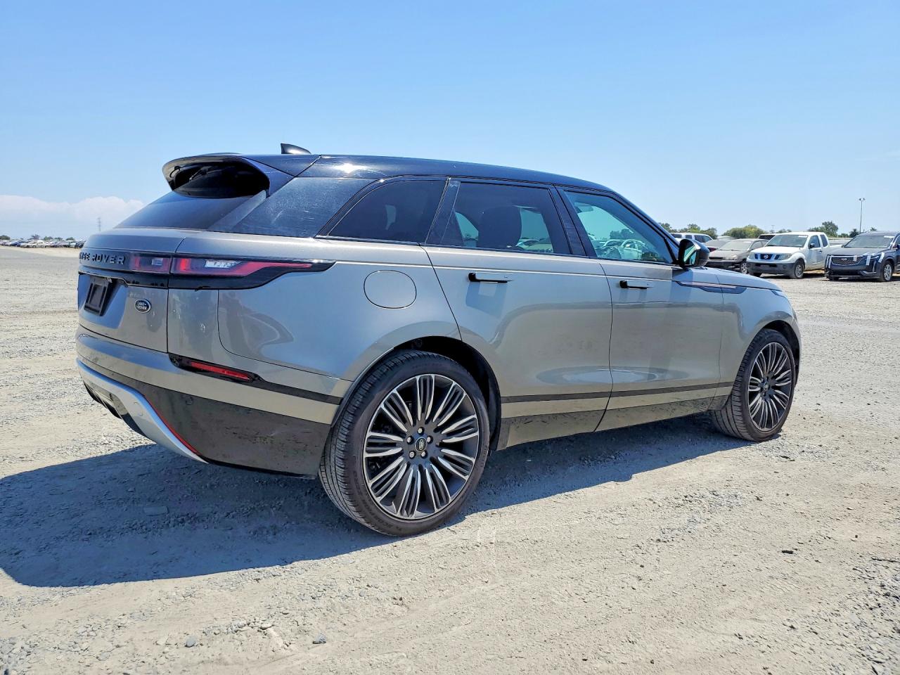 2022 LAND ROVER RANGE ROVER VELAR R-DYNAMIC S — снимка 3