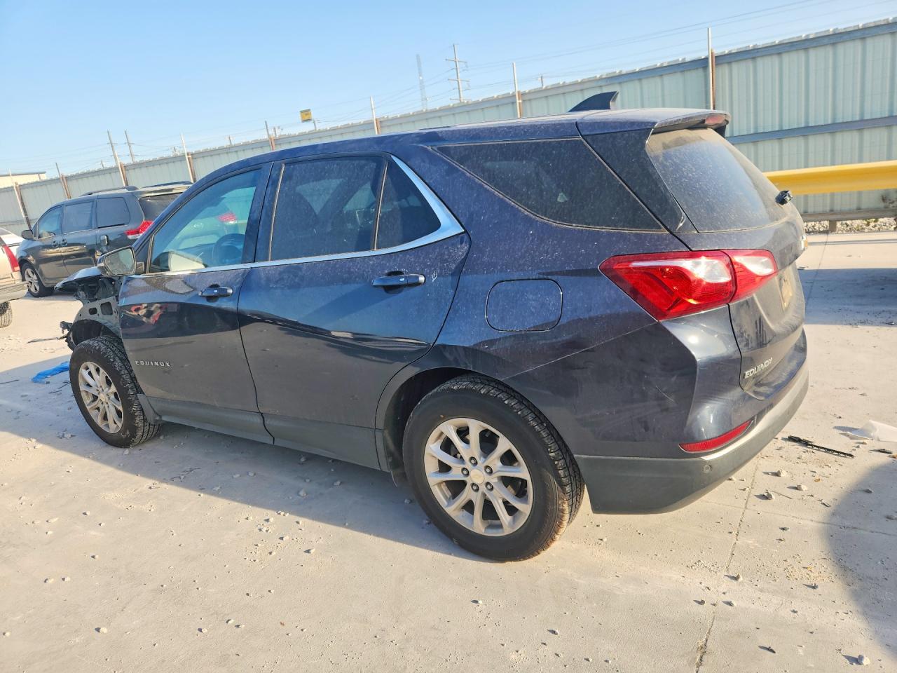 2018 CHEVROLET EQUINOX LT — снимка 2