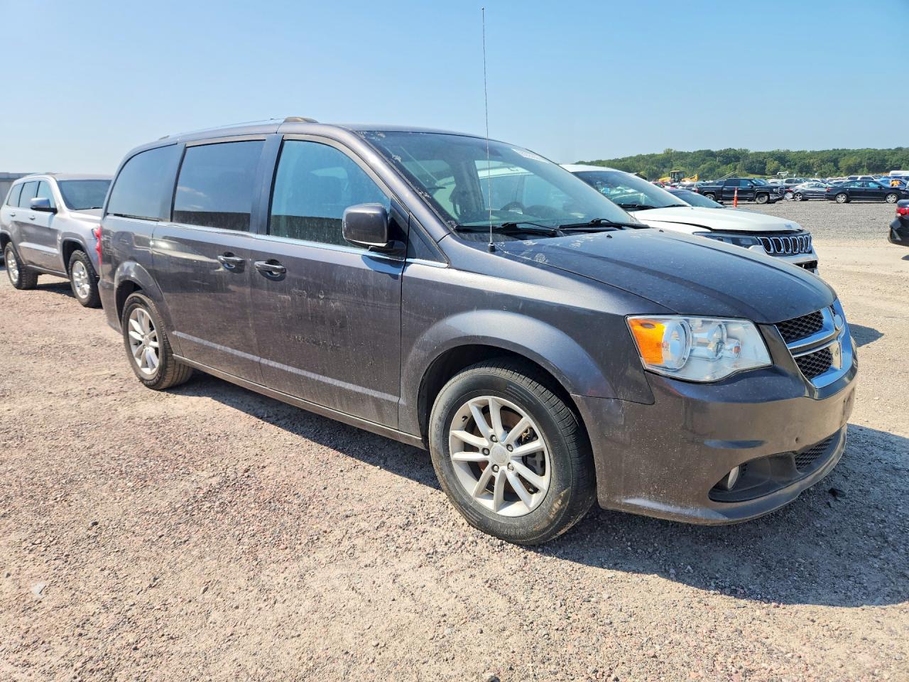 2019 DODGE GRAND CARAVAN SXT — снимка 4