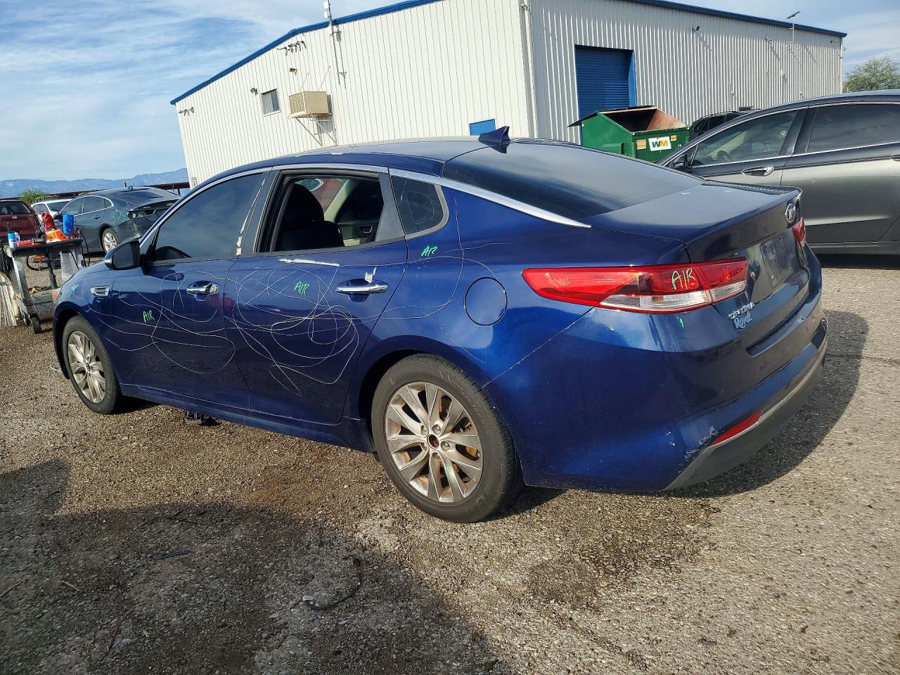 2018 KIA OPTIMA LX — снимка 2