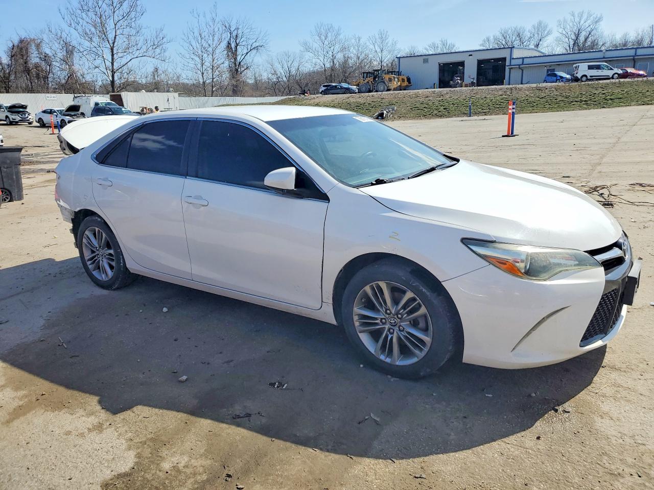 2016 TOYOTA CAMRY SE — снимка 4