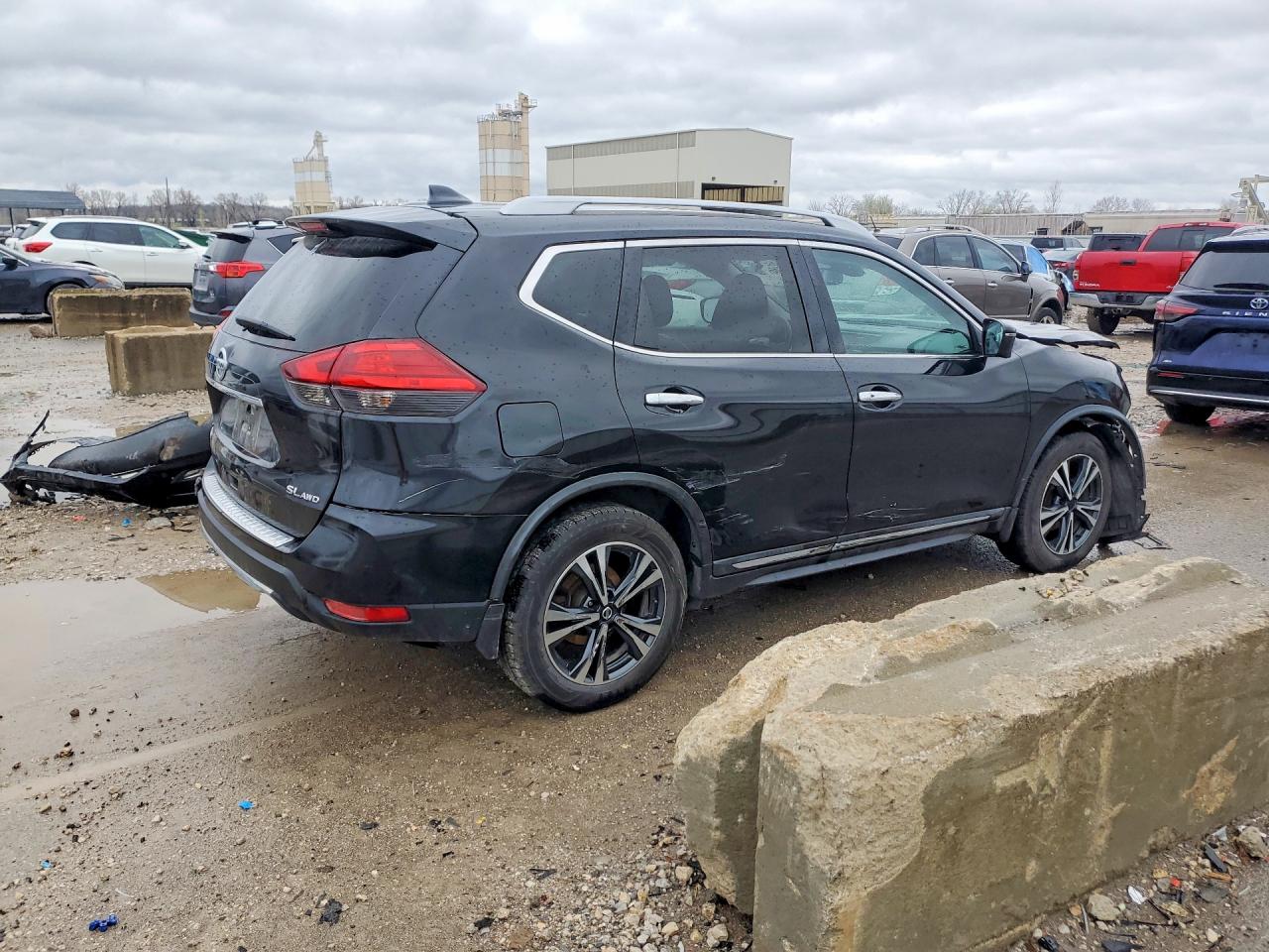 2017 NISSAN ROGUE SL — снимка 3