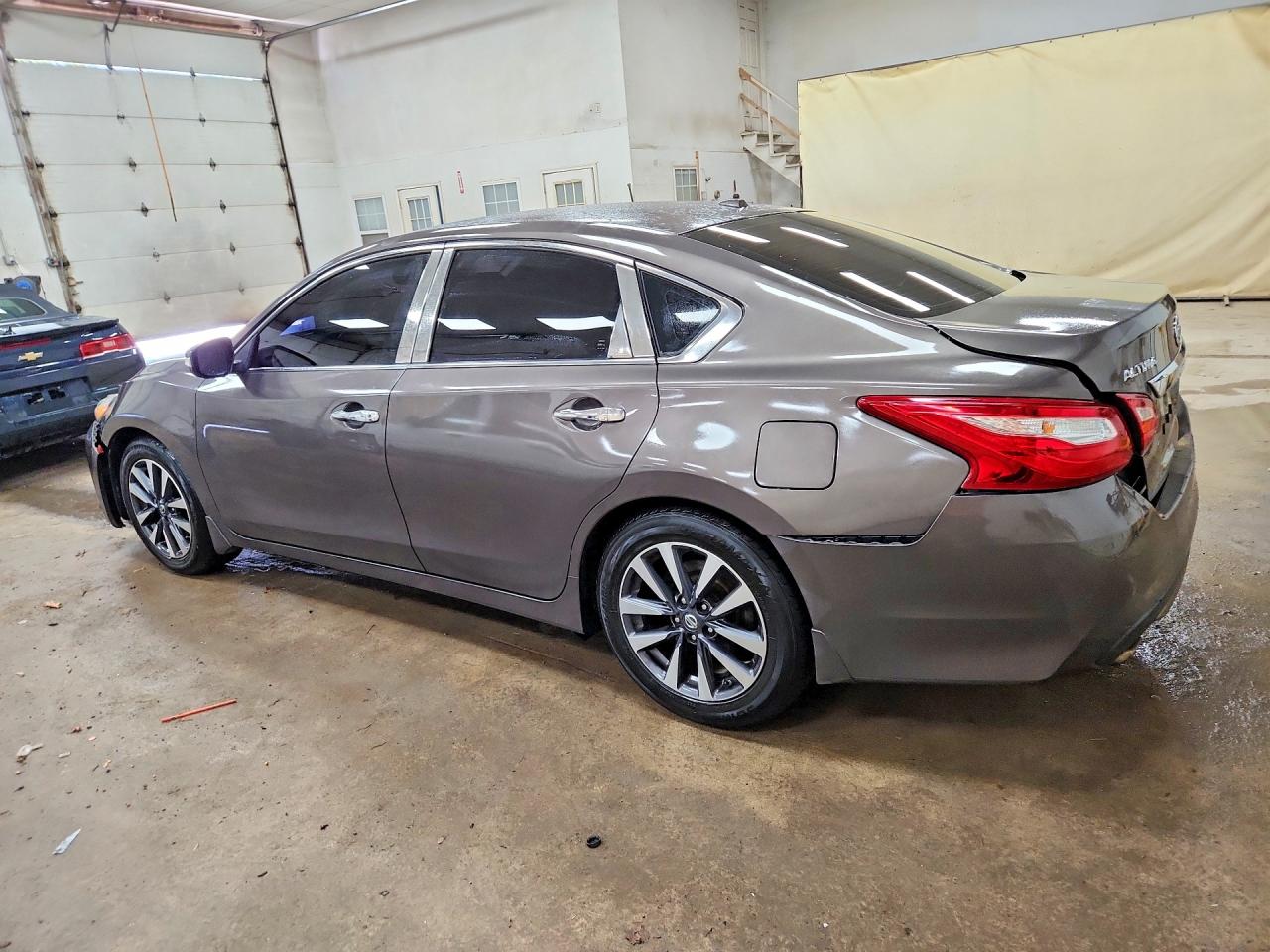 2017 NISSAN ALTIMA 2.5 SV — снимка 2