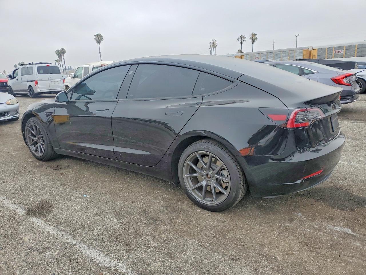 2023 TESLA MODEL 3 — снимка 2