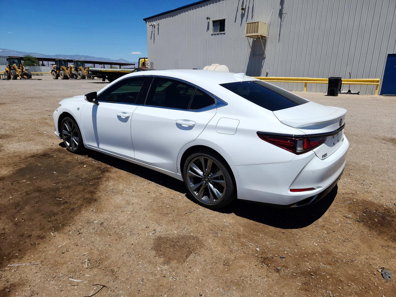 2019 LEXUS ES 350 — снимка 2