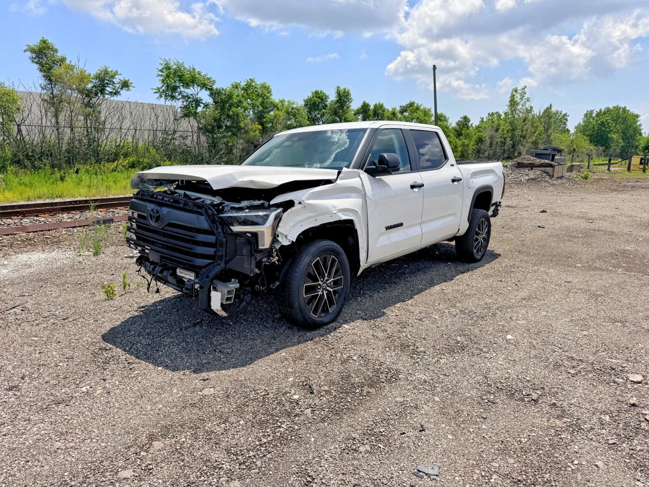 2025 TOYOTA TUNDRA SR5 — снимка 2