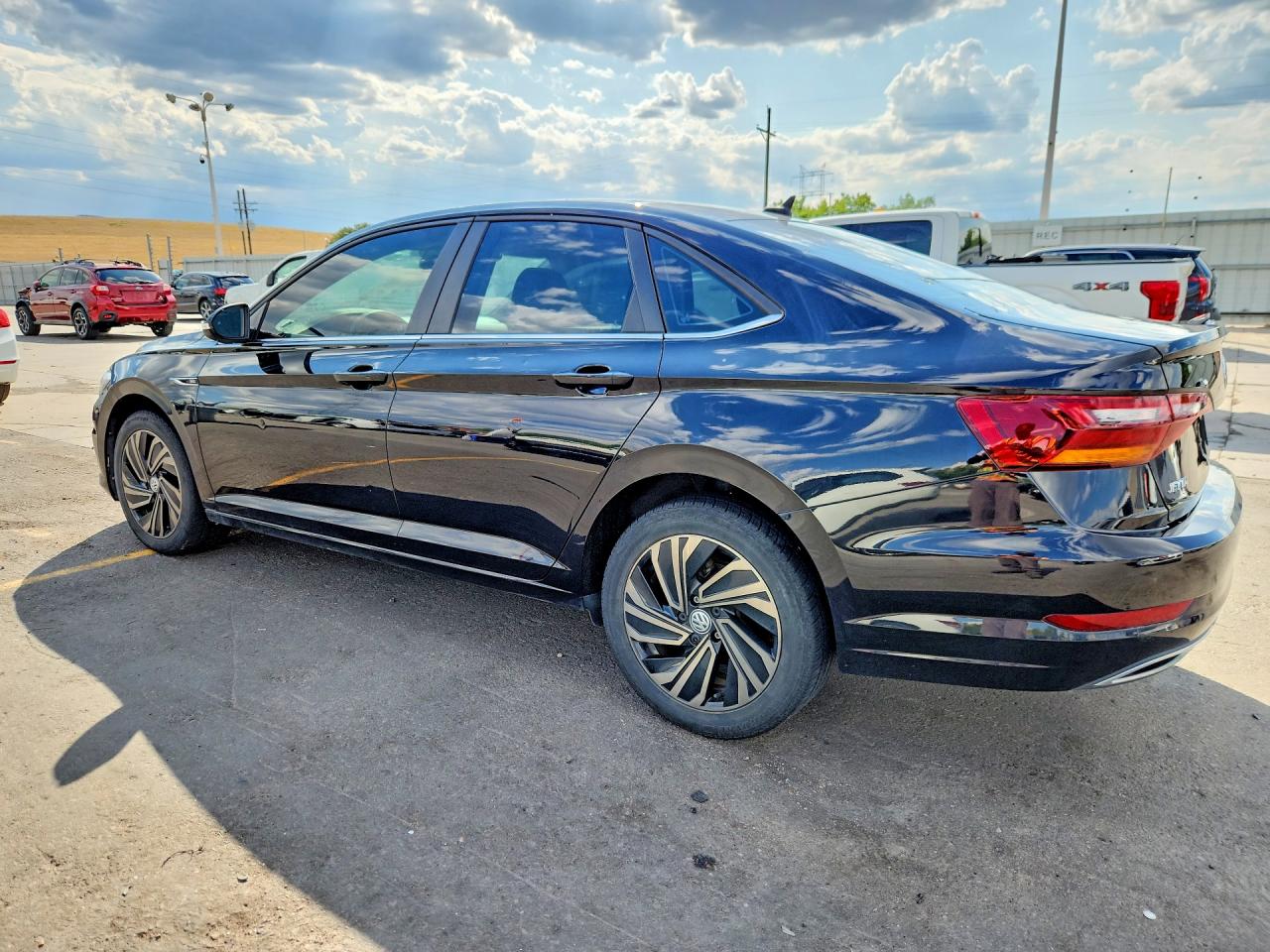 2019 VOLKSWAGEN JETTA SEL PREMIUM — снимка 2
