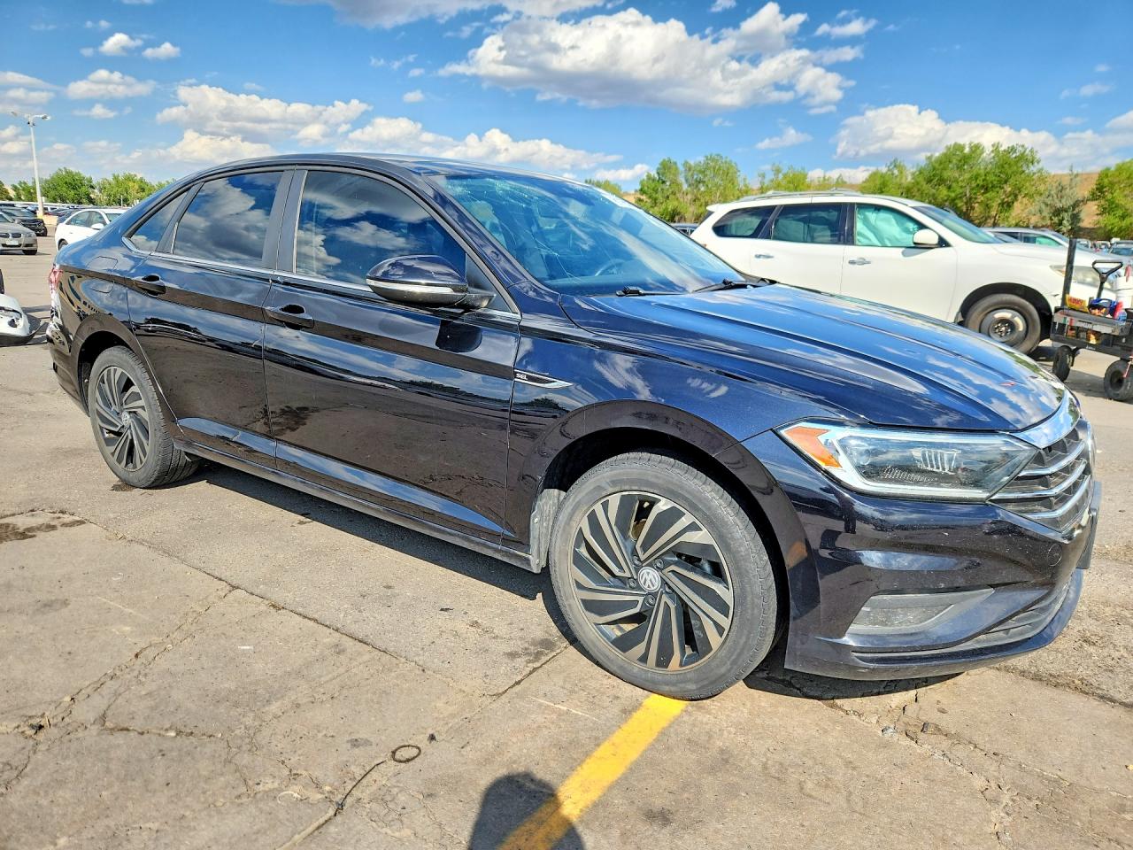 2019 VOLKSWAGEN JETTA SEL PREMIUM — снимка 4