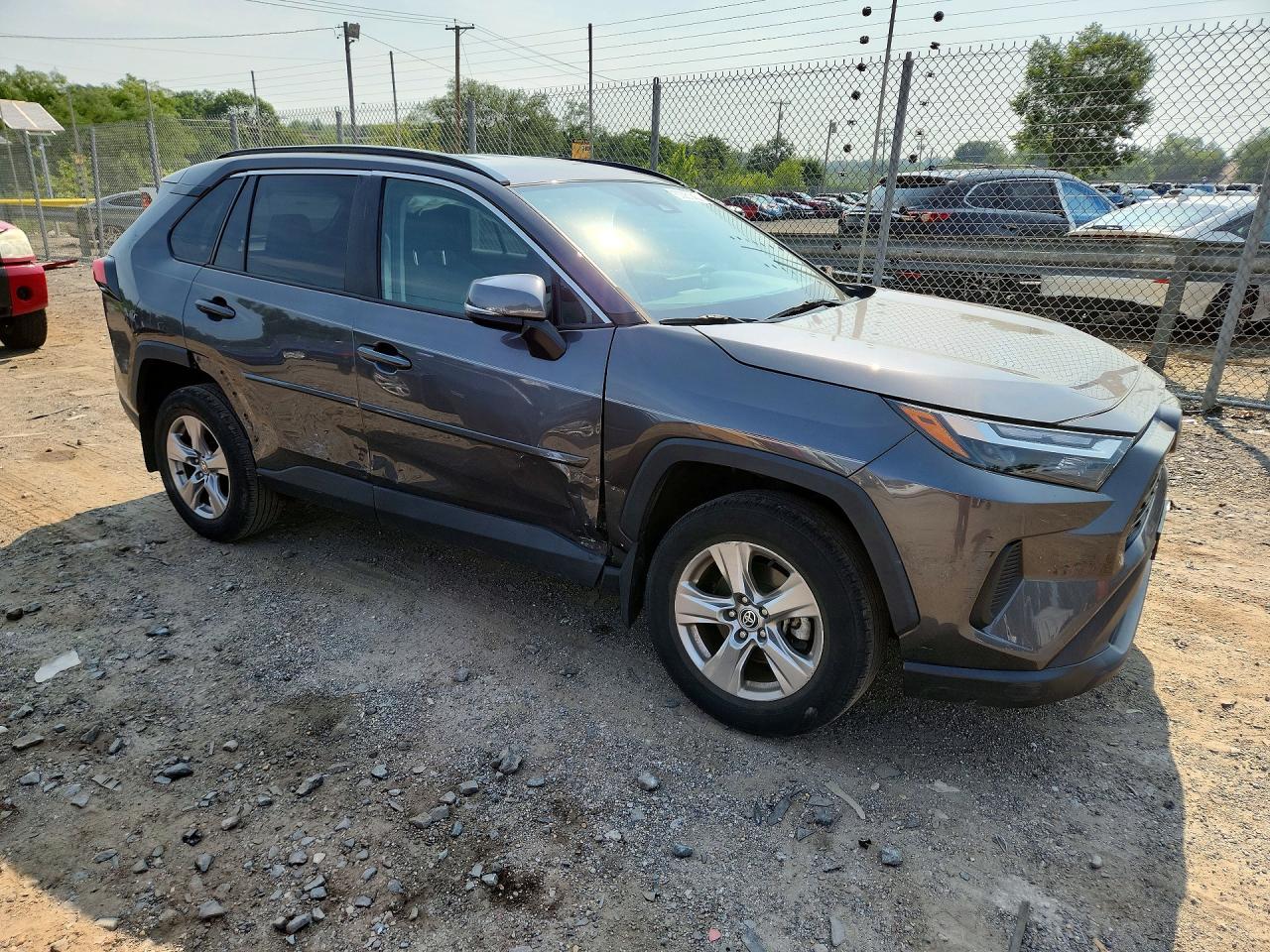 2022 TOYOTA RAV4 XLE — снимка 4