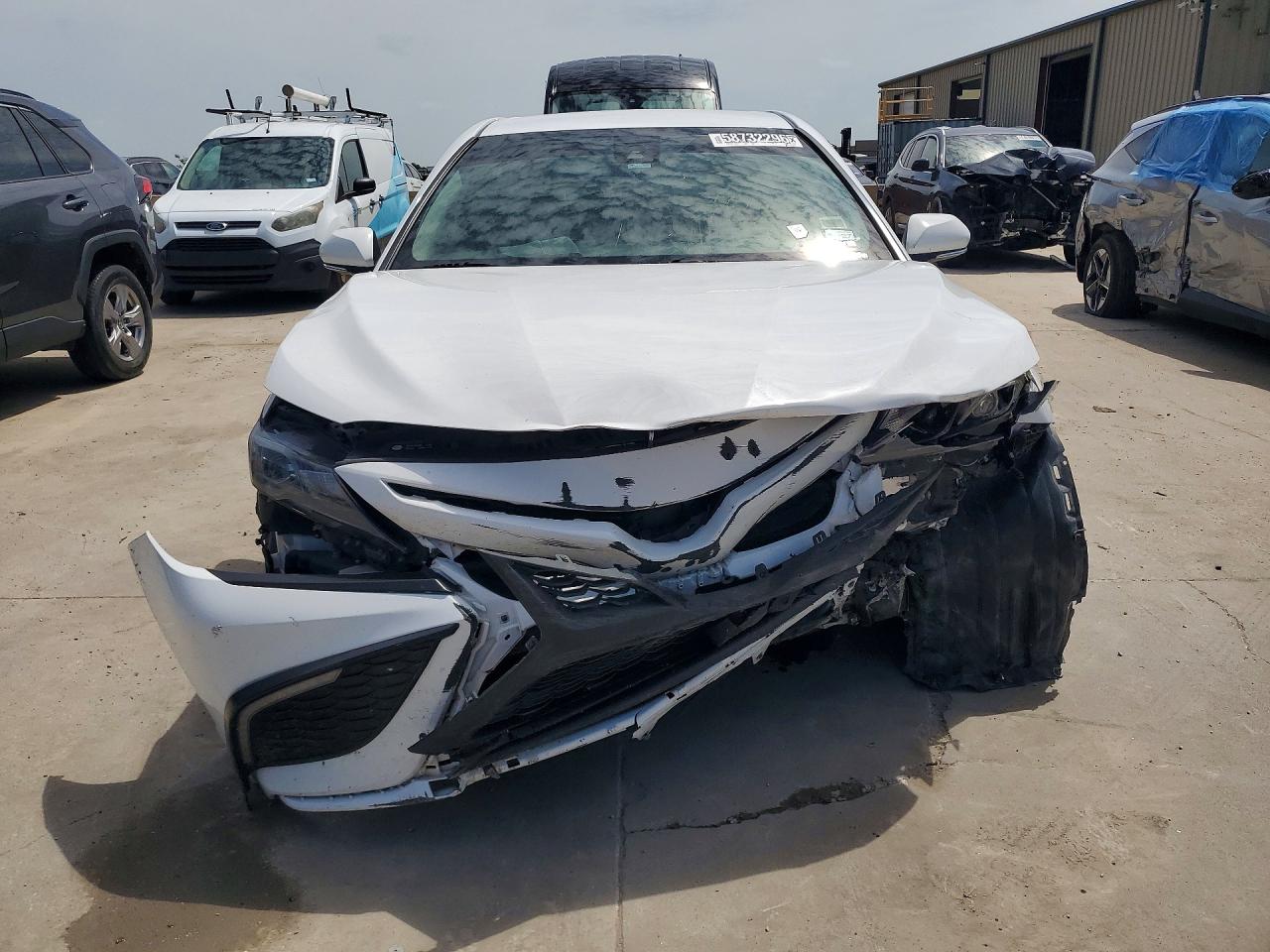 2024 TOYOTA CAMRY SE — снимка 5
