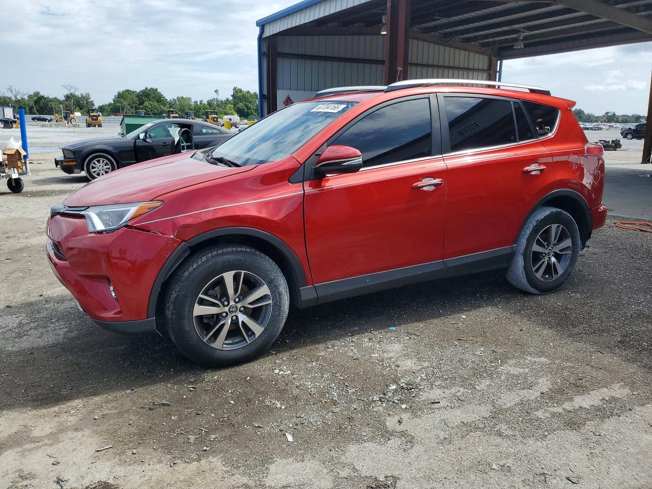 2017 TOYOTA RAV4 XLE