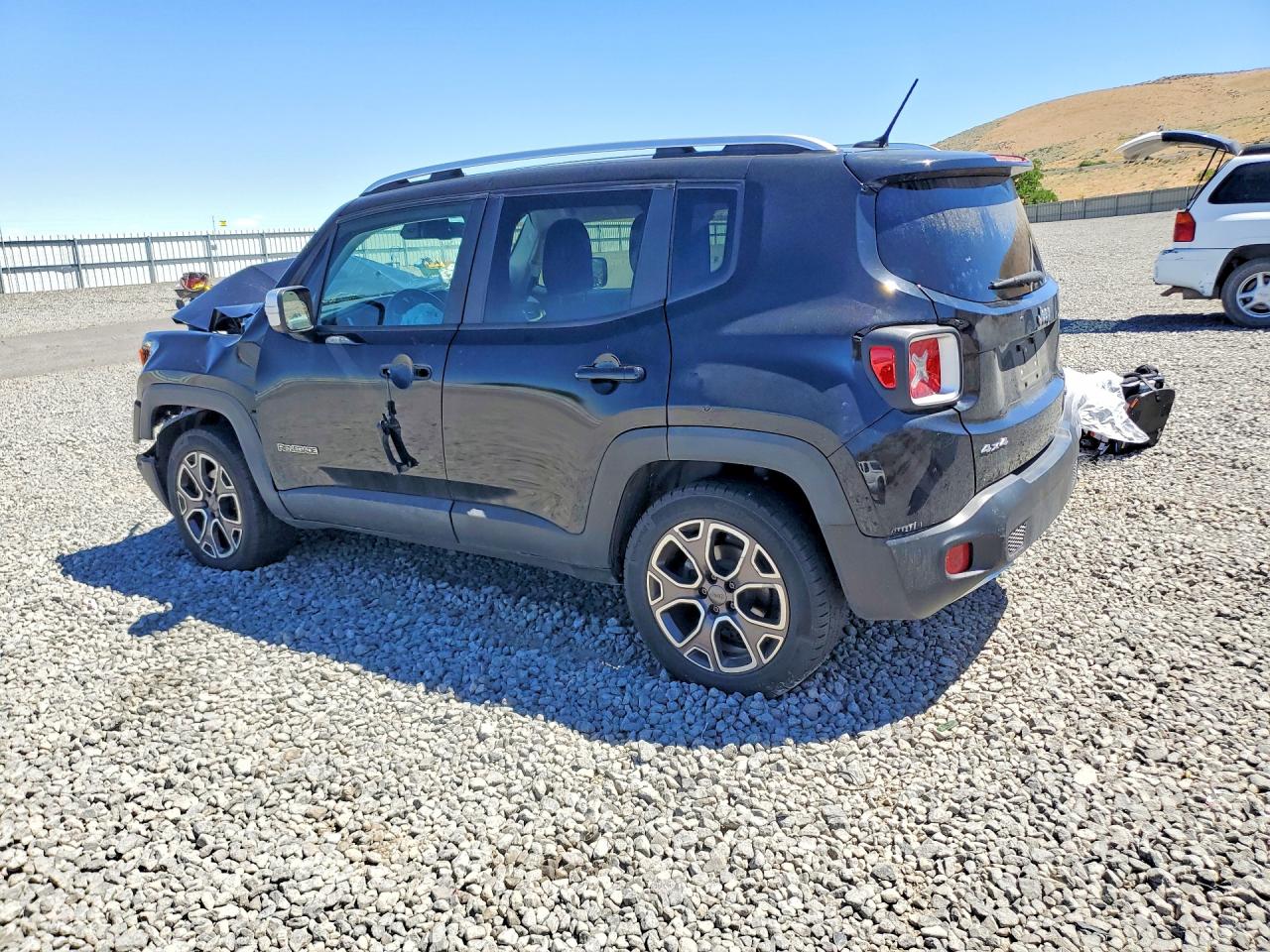 2015 JEEP RENEGADE LIMITED — снимка 2