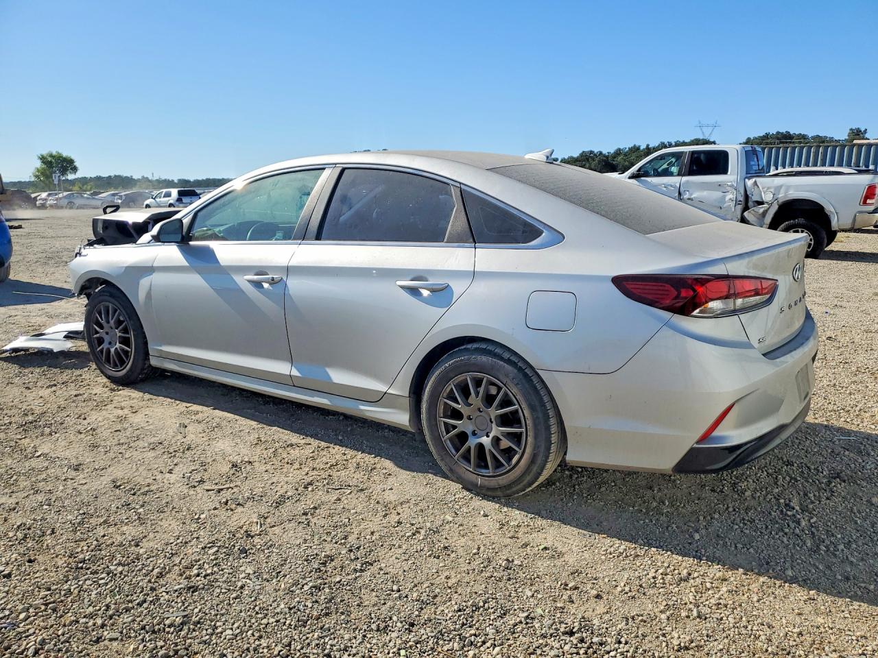 2019 HYUNDAI SONATA SE — снимка 2