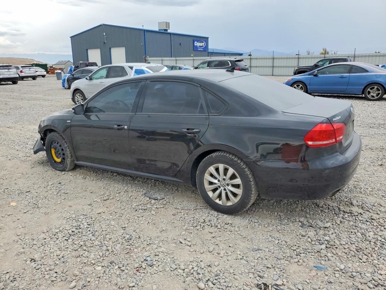 2015 VOLKSWAGEN PASSAT S — снимка 2