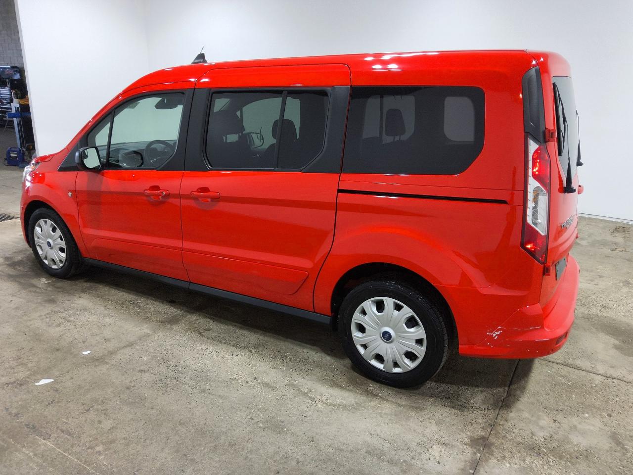 2022 FORD TRANSIT CONNECT XLT — снимка 2