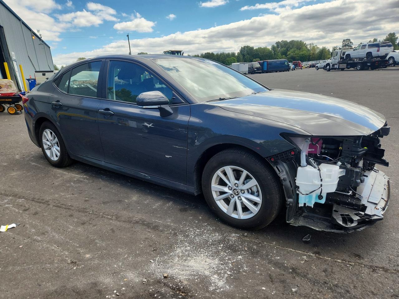 2026 TOYOTA CAMRY LE — снимка 4