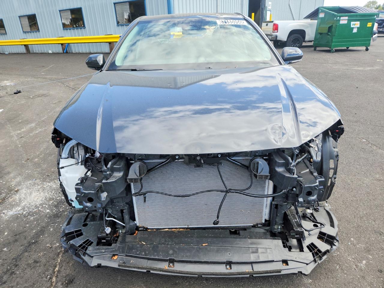 2026 TOYOTA CAMRY LE — снимка 5