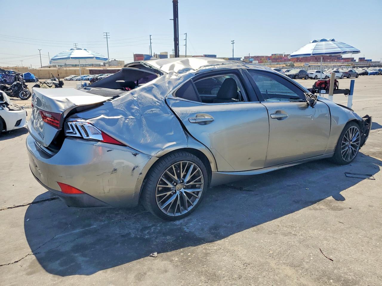 2016 LEXUS IS 200T — снимка 3