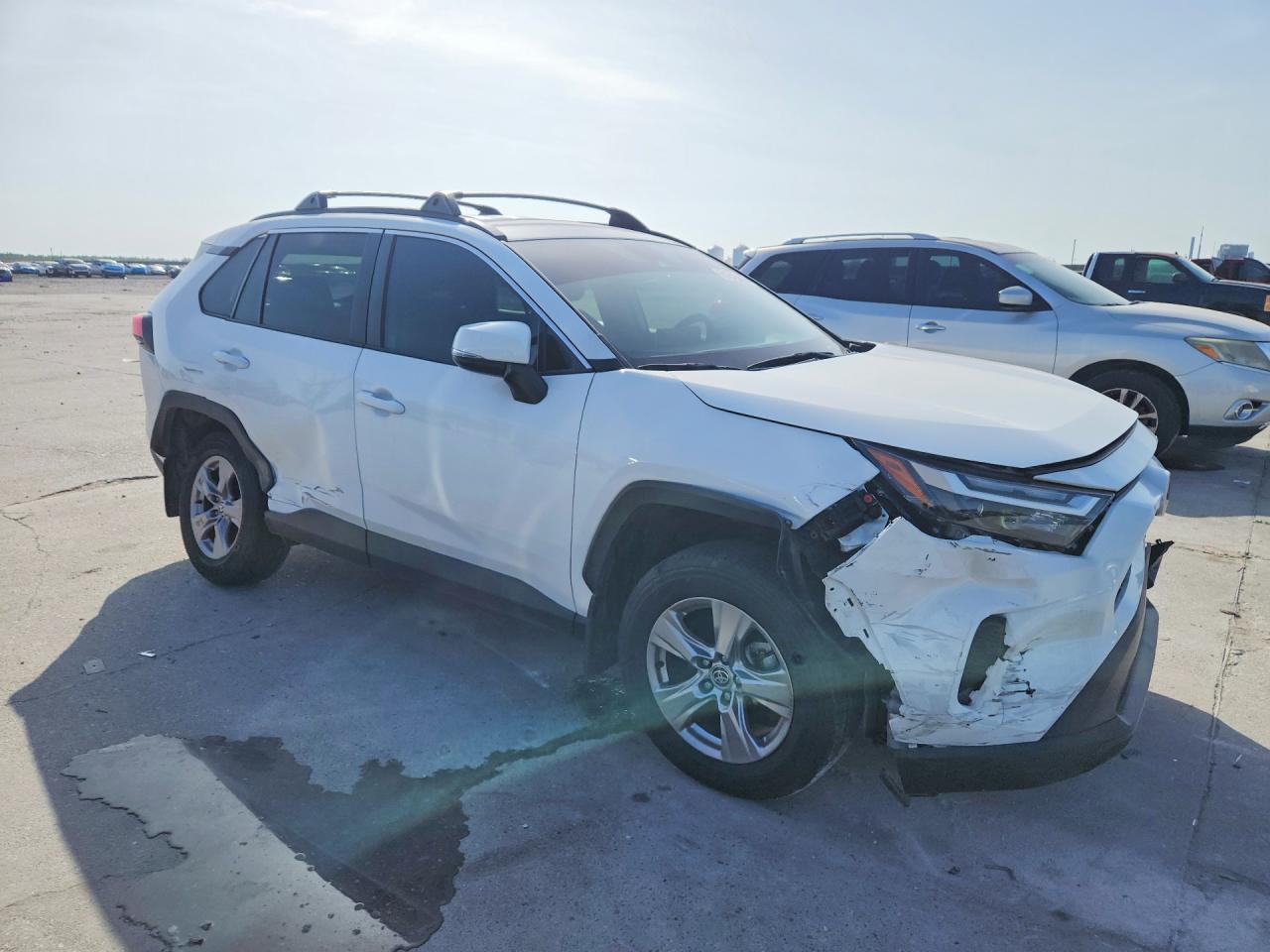2023 TOYOTA RAV4 XLE — снимка 4