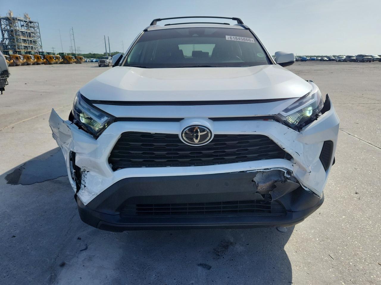 2023 TOYOTA RAV4 XLE — снимка 5