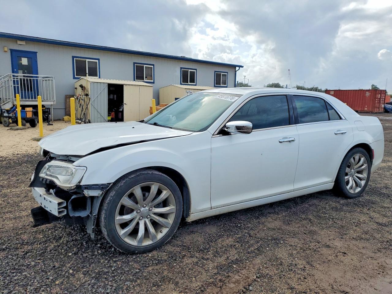 2017 CHRYSLER 300C