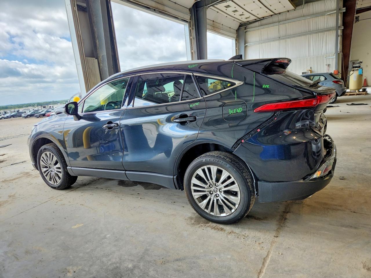2021 TOYOTA VENZA — снимка 2