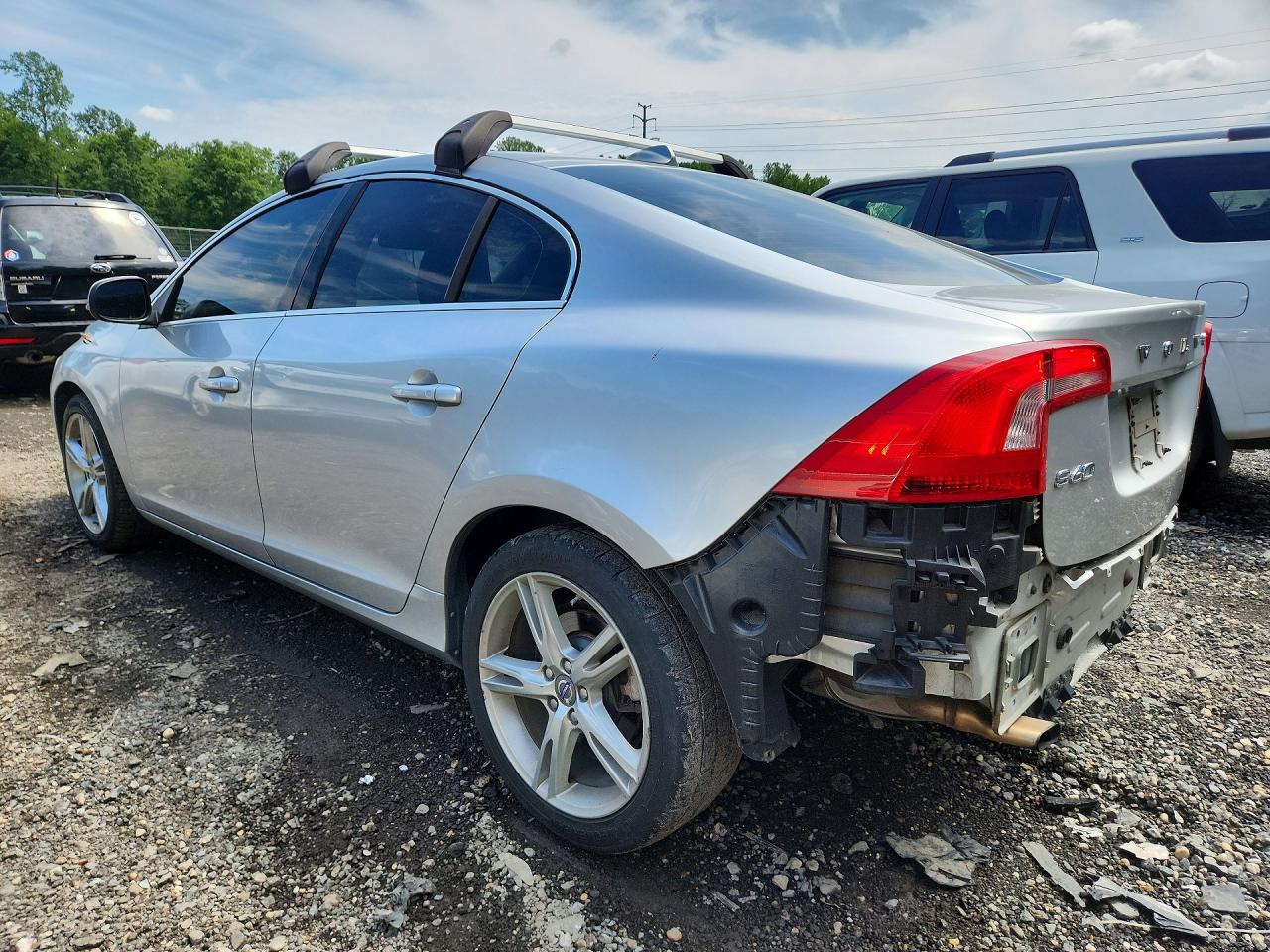 2015 VOLVO S60 PREMIER+ — снимка 2