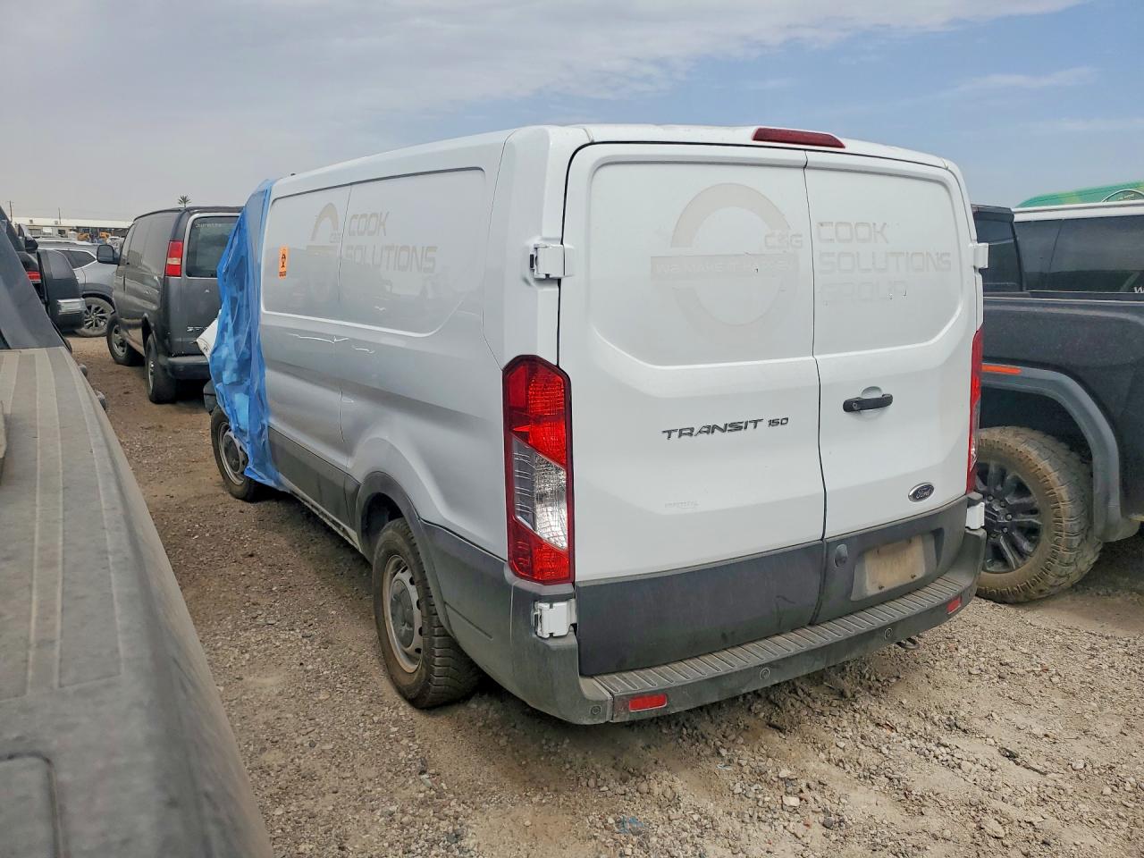 2022 FORD TRANSIT T-150 — снимка 2