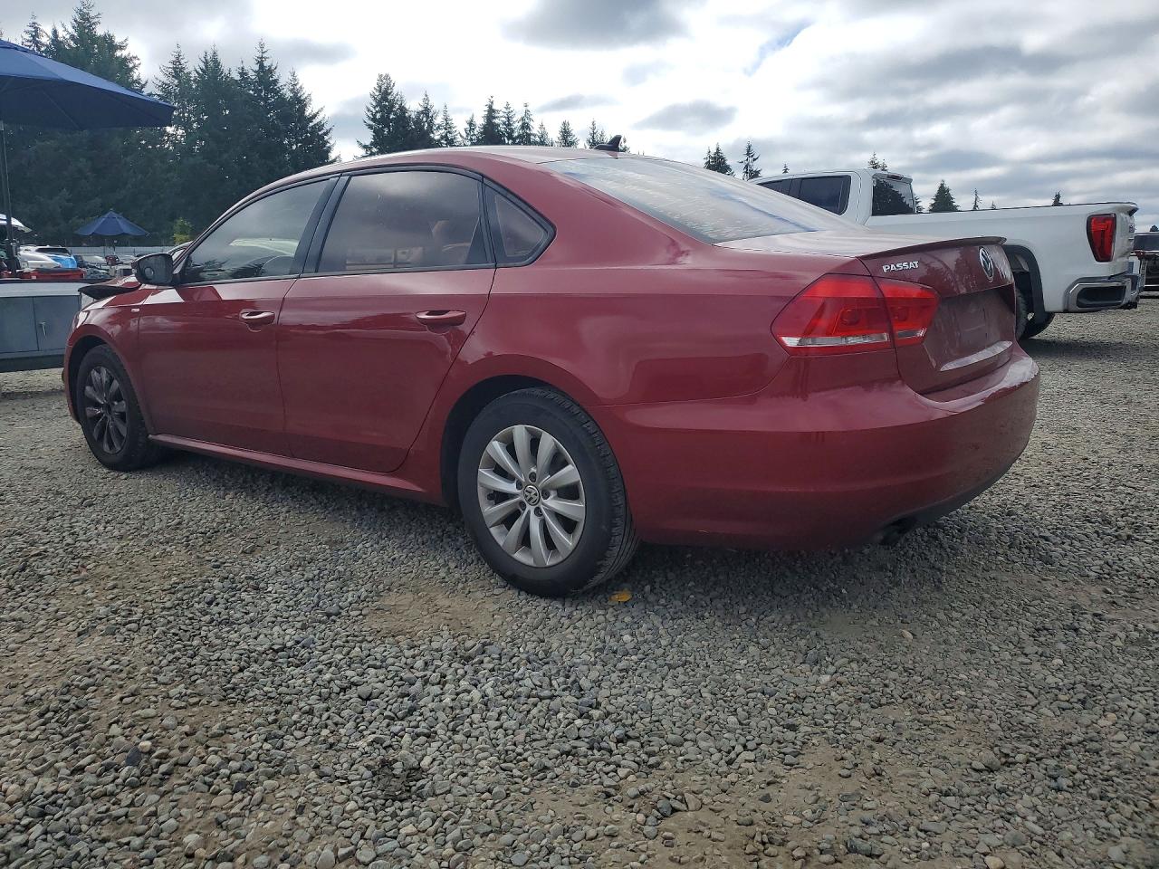 2015 VOLKSWAGEN PASSAT S — снимка 2