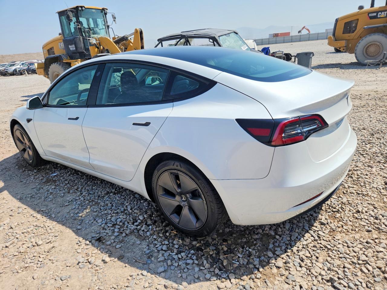 2023 TESLA MODEL 3 — снимка 2