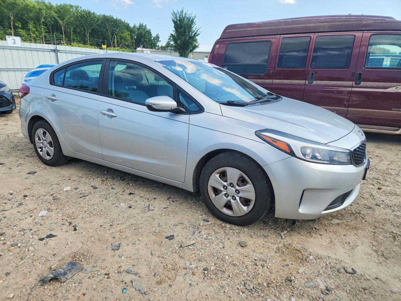 2017 KIA FORTE LX — снимка 4