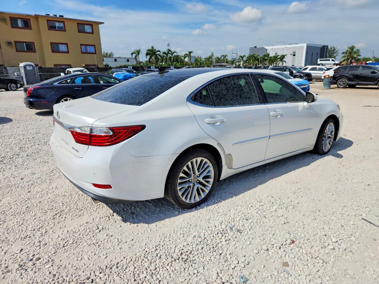 2013 LEXUS ES 350 — снимка 3