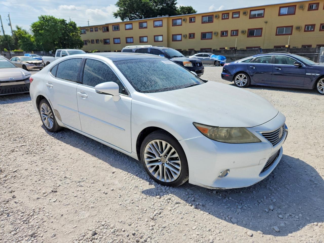 2013 LEXUS ES 350 — снимка 4