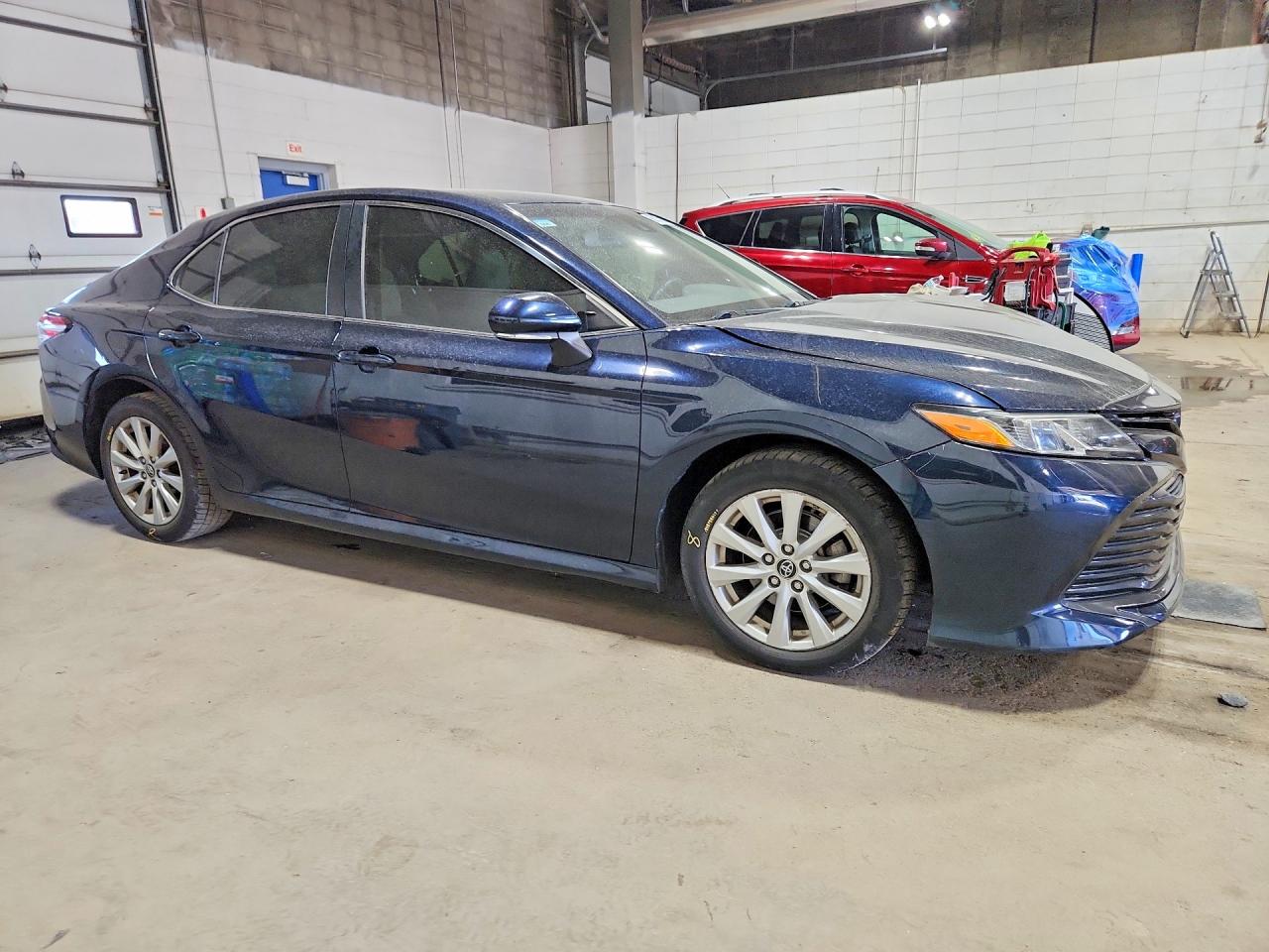 2018 TOYOTA CAMRY LE — снимка 4
