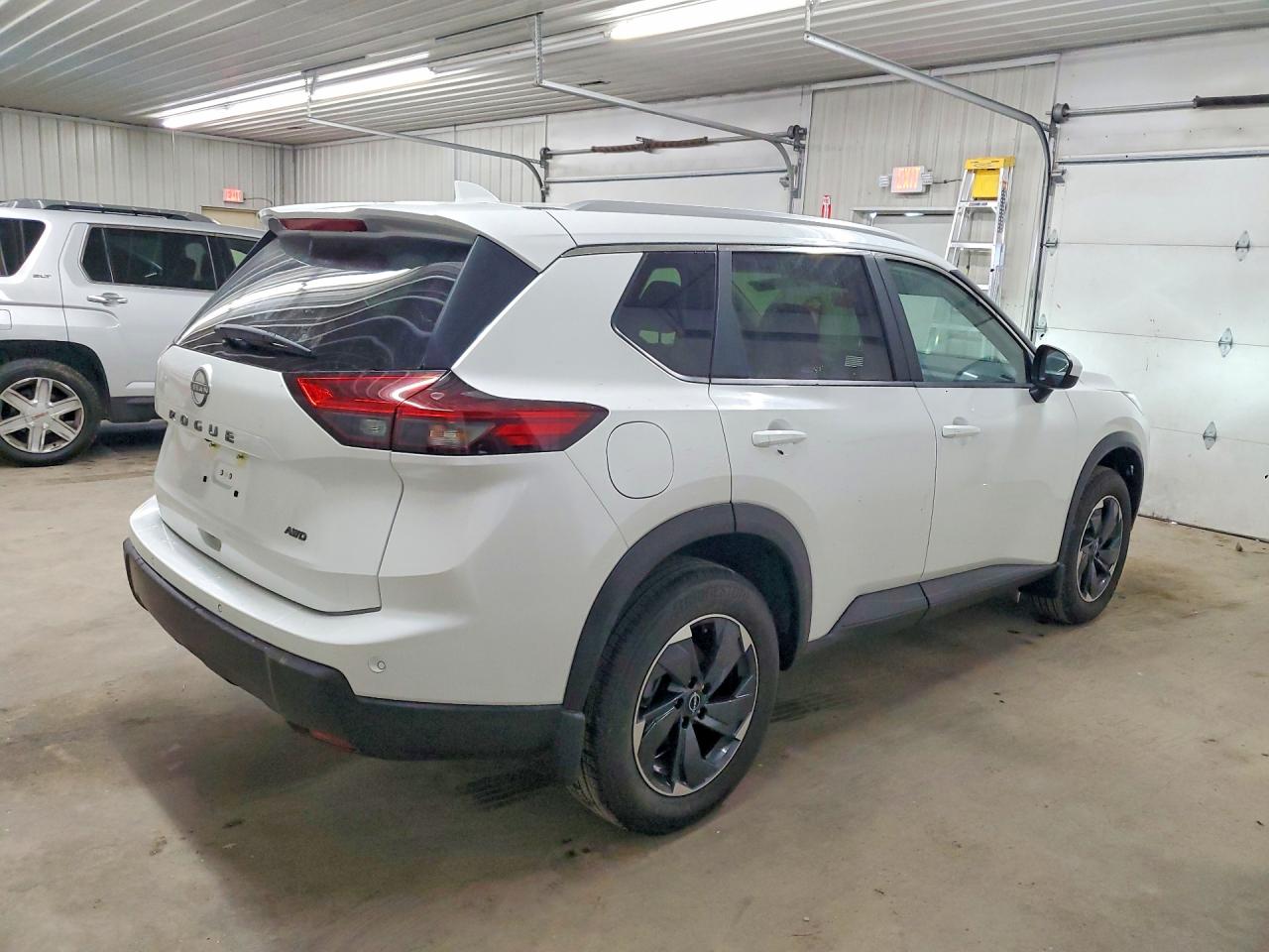 2026 NISSAN ROGUE SV — снимка 3