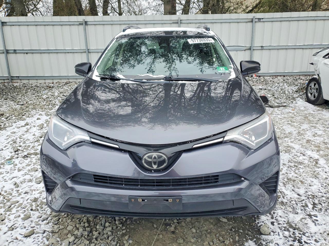 2018 TOYOTA RAV4 LE — снимка 5
