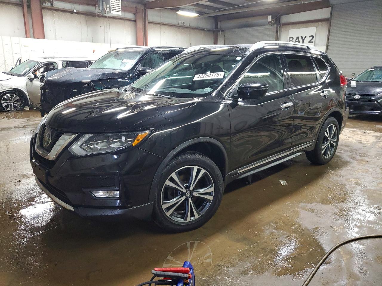 2017 NISSAN ROGUE SL