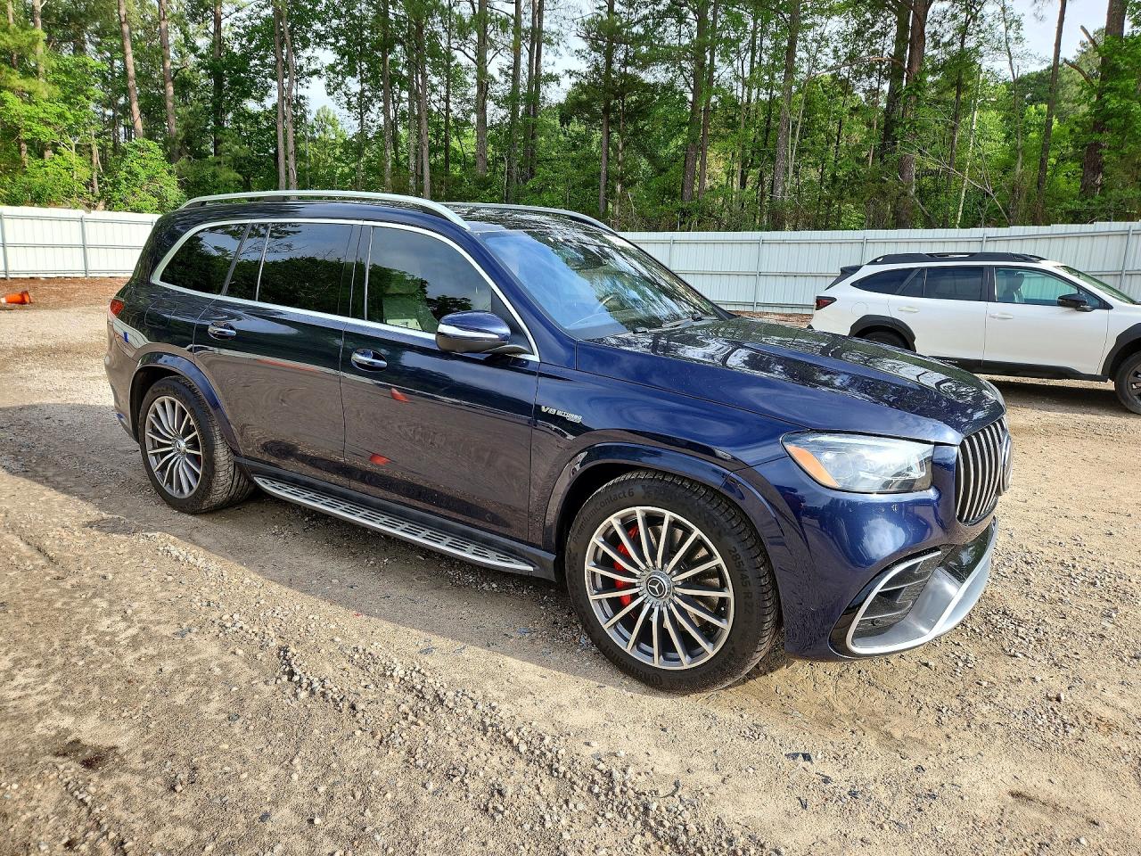 2021 MERCEDES-BENZ GLS 63 AMG 4MATIC — снимка 4