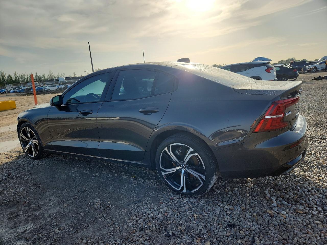 2024 VOLVO S60 PLUS — снимка 2