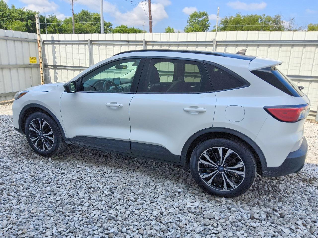 2021 FORD ESCAPE SE — снимка 2