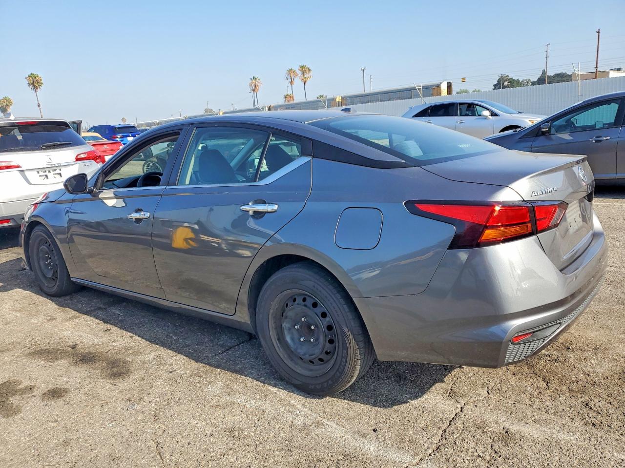 2020 NISSAN ALTIMA S — снимка 2