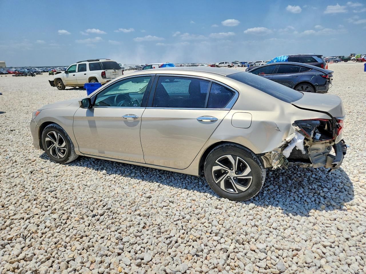 2016 HONDA ACCORD LX — снимка 2