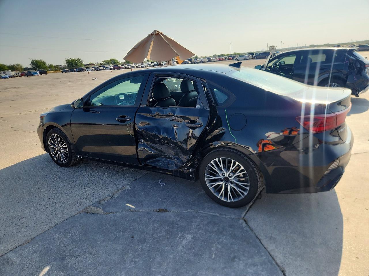 2023 KIA FORTE GT LINE — снимка 2