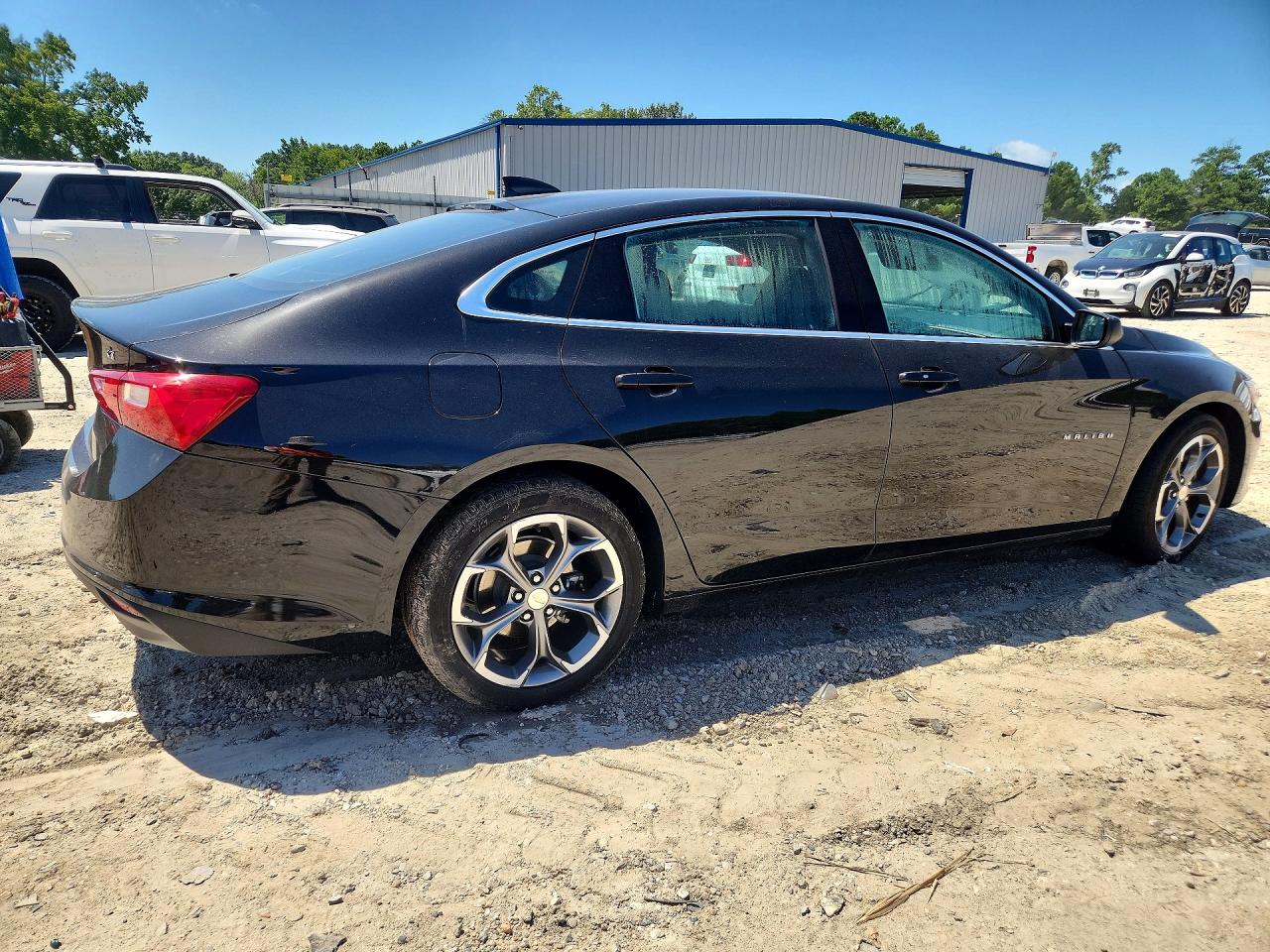 2024 CHEVROLET MALIBU LT — снимка 3