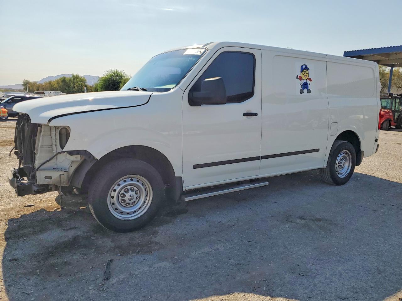 2018 NISSAN NV 2500 HD S